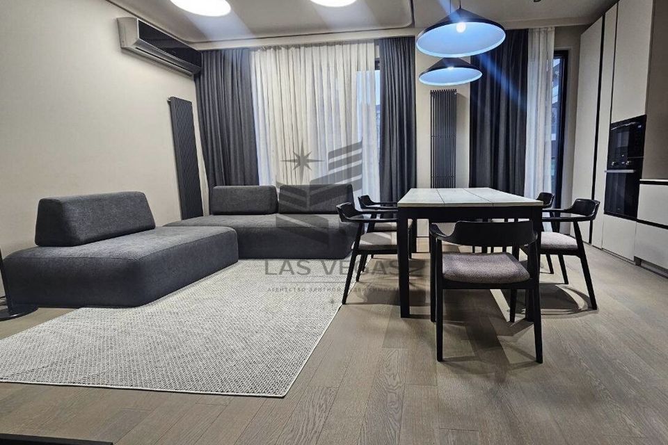 Сдаётся 3-комнатная квартира, 77 м²