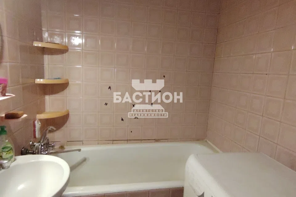 Продаётся 2-комнатная квартира, 55.6 м²
