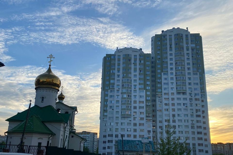 Продаётся 2-комнатная квартира, 75.7 м²