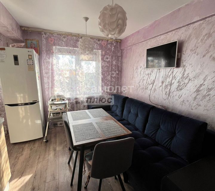 Продаётся 3-комнатная квартира, 57.6 м²