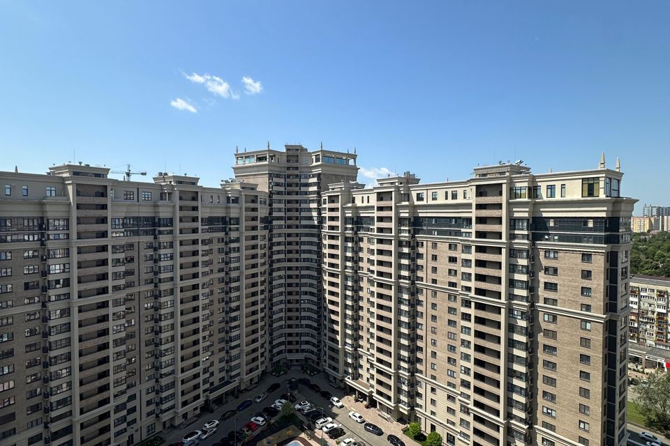 Продаётся 1-комнатная квартира, 40.75 м²