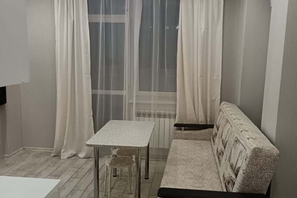 Продаётся 1-комнатная квартира, 49.8 м²