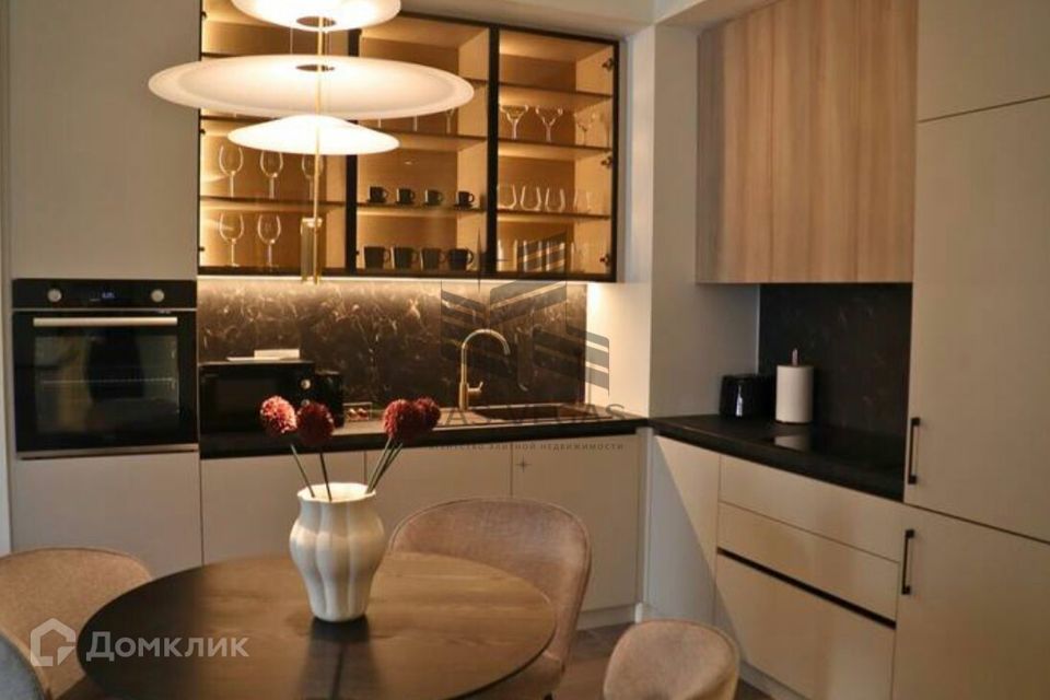 Сдаётся 2-комнатная квартира, 55 м²