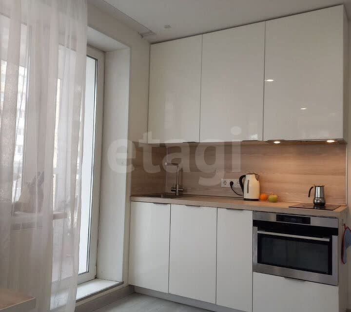 Продаётся 1-комнатная квартира, 35.7 м²