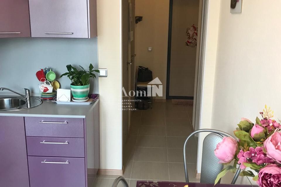 Продаётся 1-комнатная квартира, 40 м²