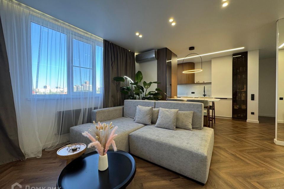 Продаётся 3-комнатная квартира, 72 м²
