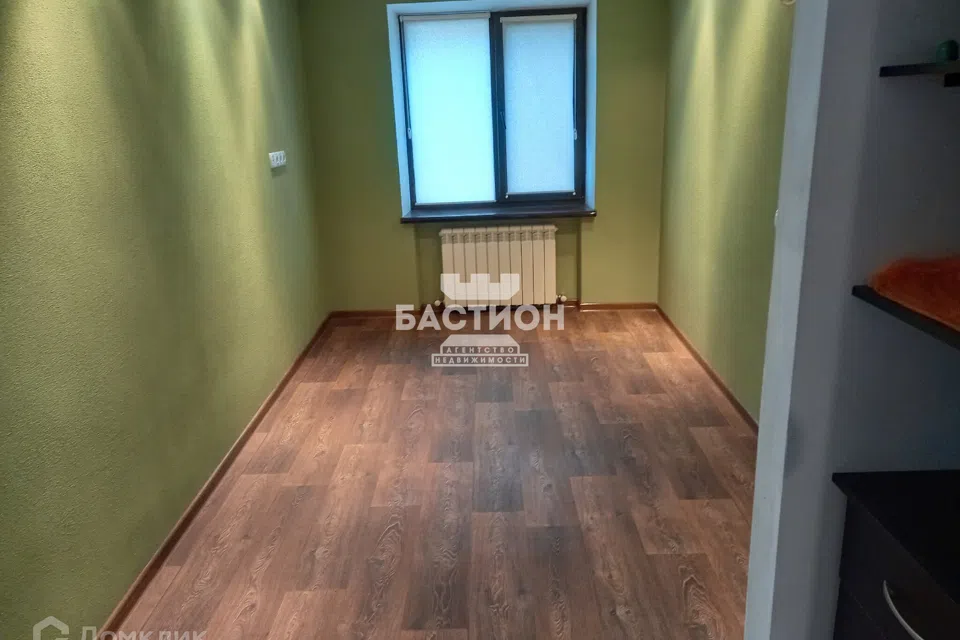 Продаётся 3-комнатная квартира, 49.3 м²