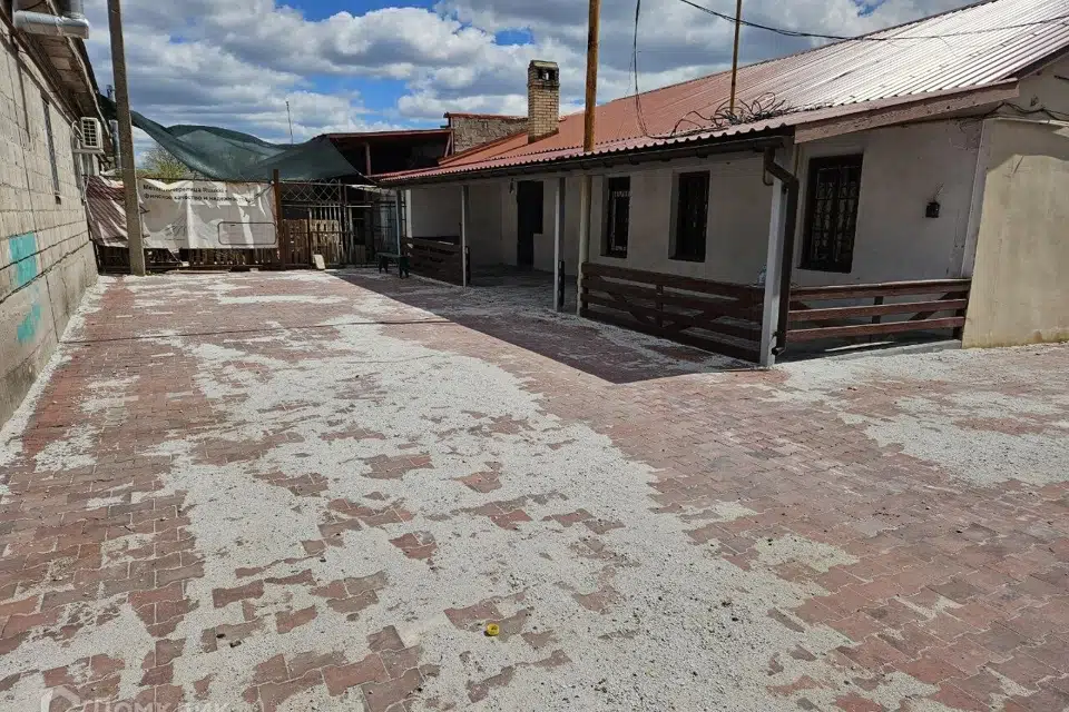 Сдаётся помещение своб. назначения, 375.2 м²