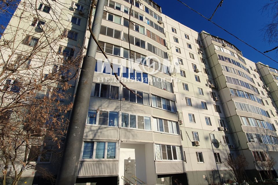 Продаётся 1-комнатная квартира, 43 м²