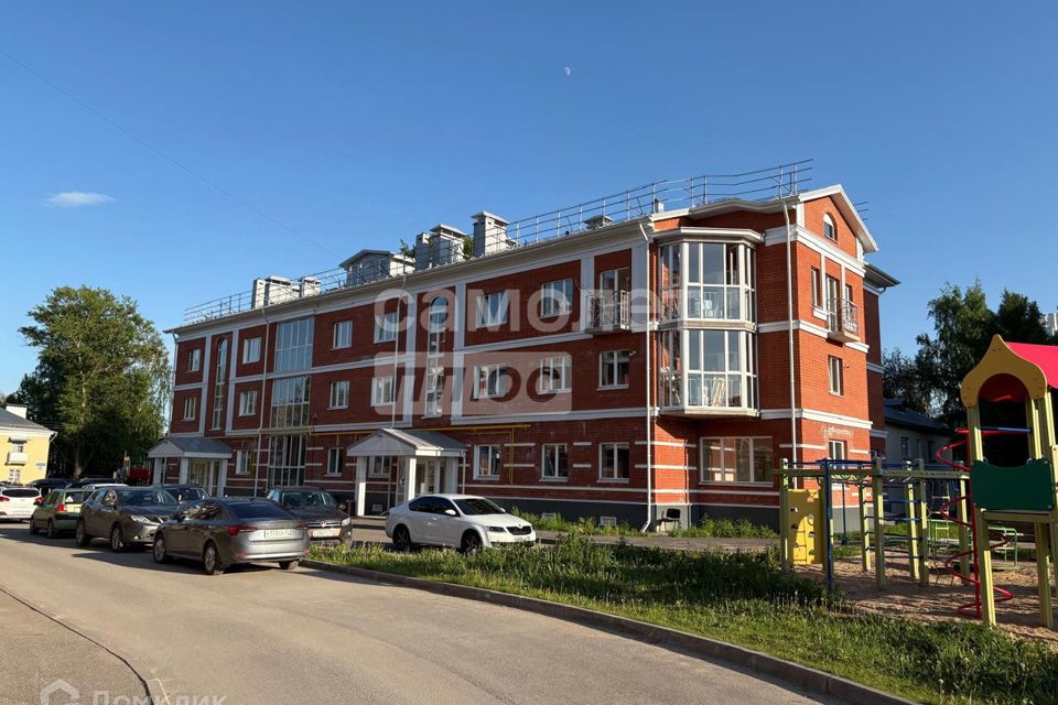 Продаётся 3-комнатная квартира, 81.7 м²