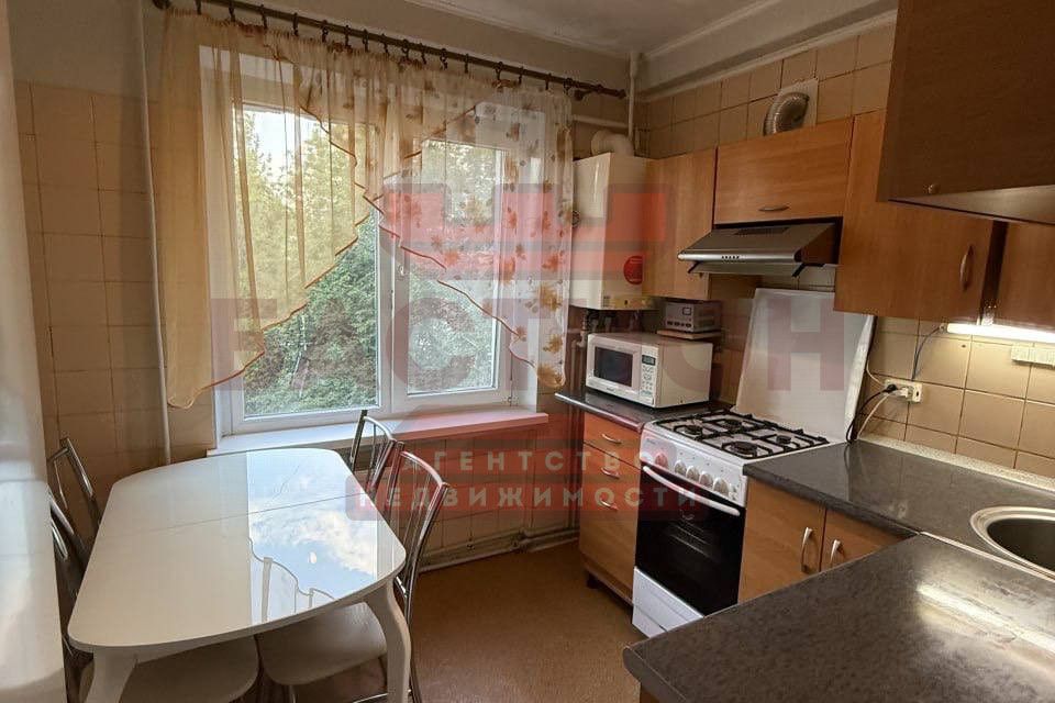 Продаётся 3-комнатная квартира, 65 м²