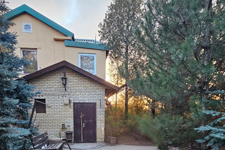 Продаётся 4-комнатная квартира, 83 м²