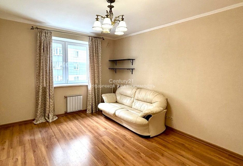Продаётся 2-комнатная квартира, 66.7 м²