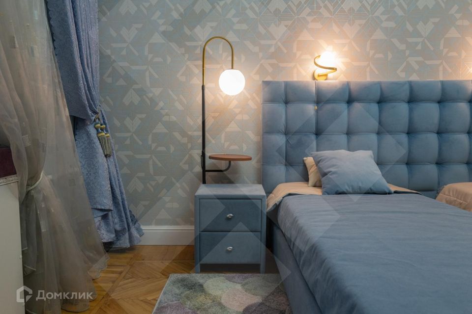 Сдаётся 6-комнатная квартира, 180 м²