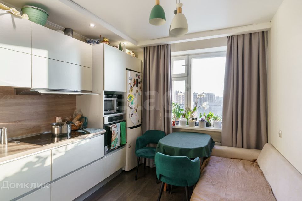 Продаётся 1-комнатная квартира, 40.3 м²
