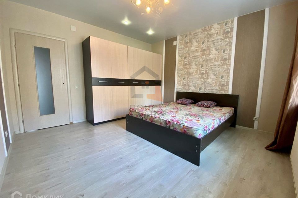 Сдаётся 2-комнатная квартира, 80 м²