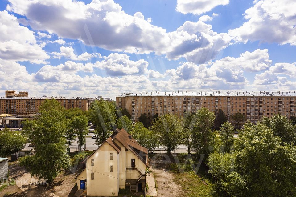 Продаётся 4-комнатная квартира, 154 м²