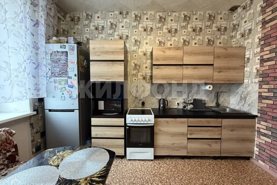 Продаётся 2-комнатная квартира, 61.4 м²