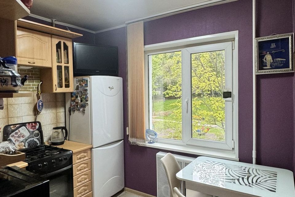 Продаётся 3-комнатная квартира, 53.8 м²