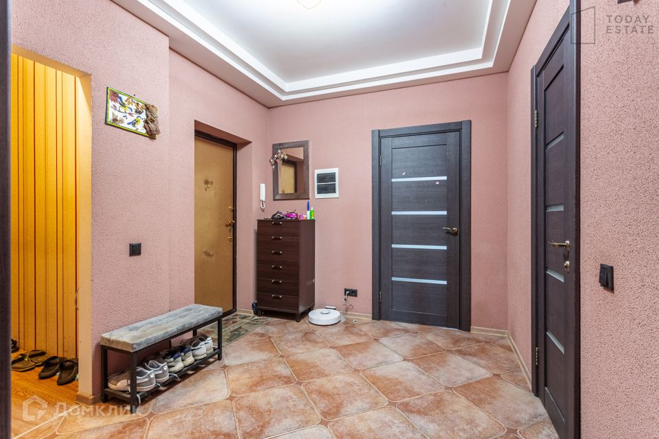 Продаётся 2-комнатная квартира, 69.4 м²