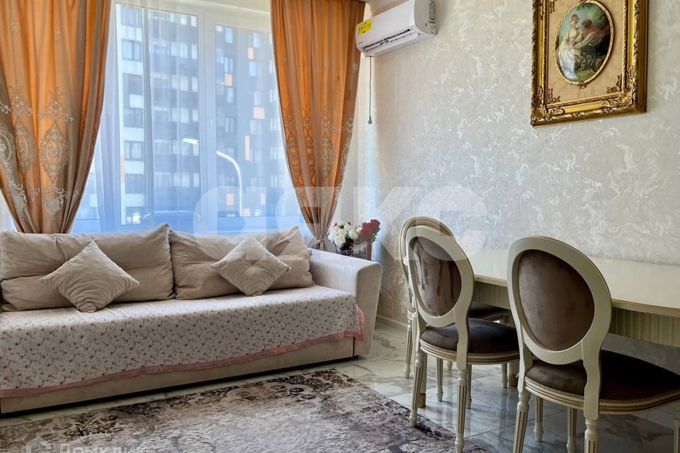 Продаётся 2-комнатная квартира, 61.59 м²