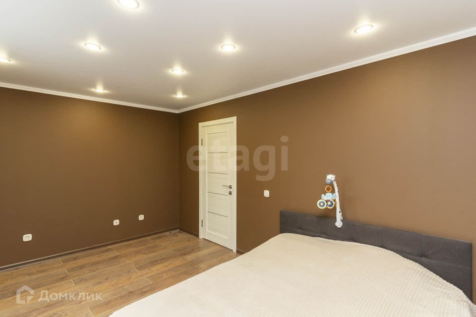 Продаётся 1-комнатная квартира, 42 м²
