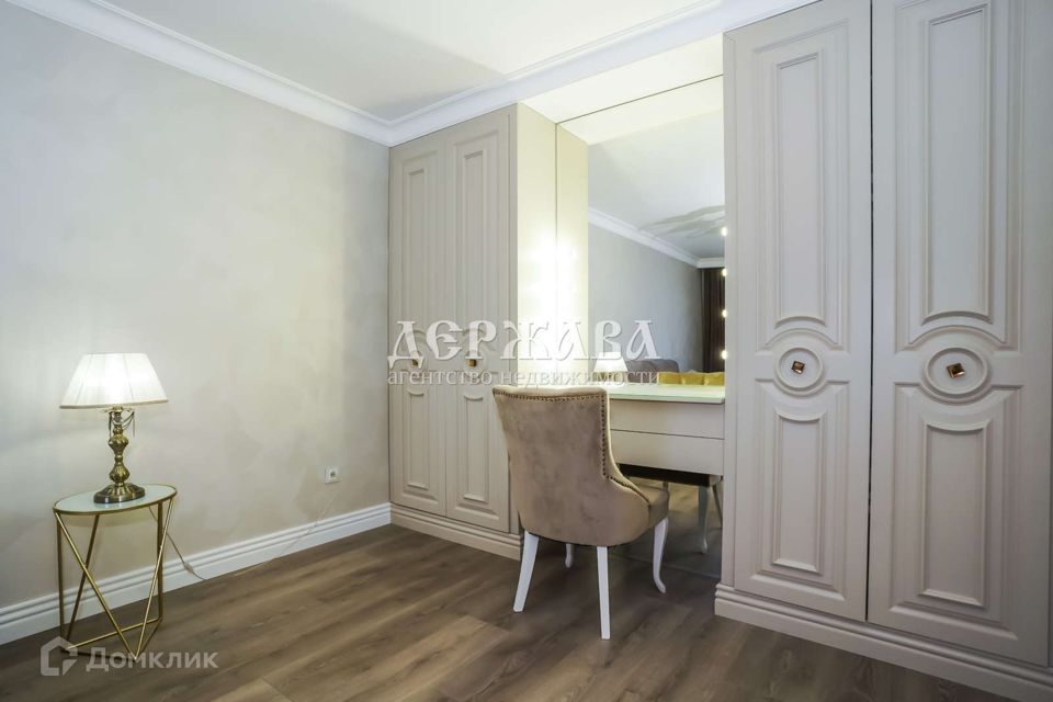 Продаётся 3-комнатная квартира, 92.3 м²