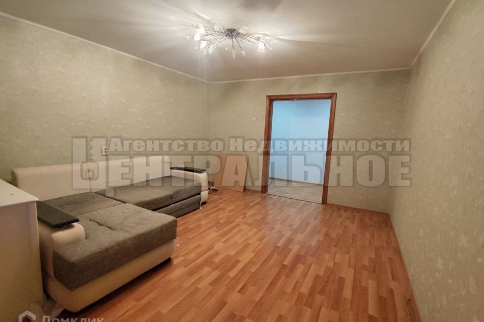 Продаётся 3-комнатная квартира, 60.9 м²