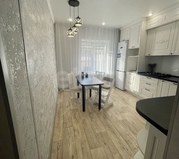 Продаётся 1-комнатная квартира, 47 м²
