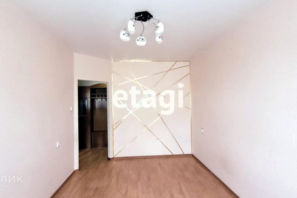 Продаётся 1-комнатная квартира, 39.3 м²