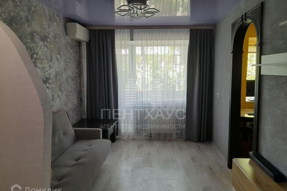 Сдаётся 2-комнатная квартира, 42 м²
