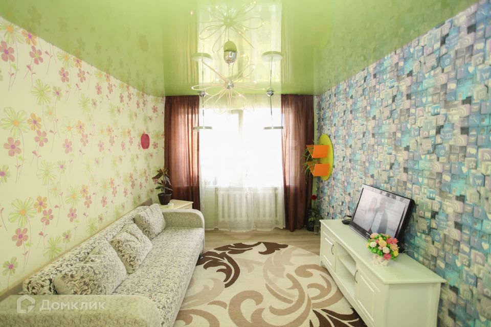 Продаётся 3-комнатная квартира, 64.4 м²