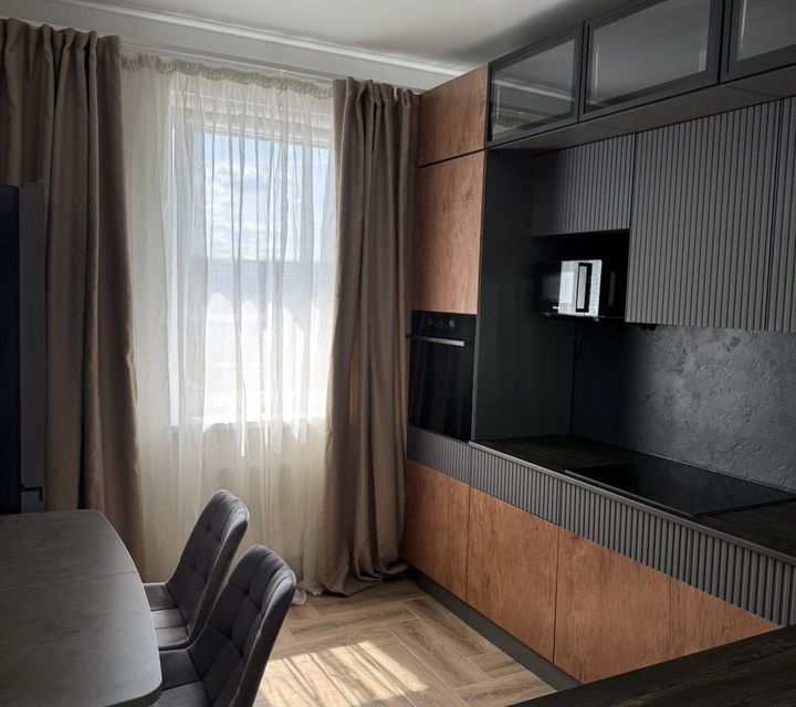 Сдаётся 1-комнатная квартира, 38 м²