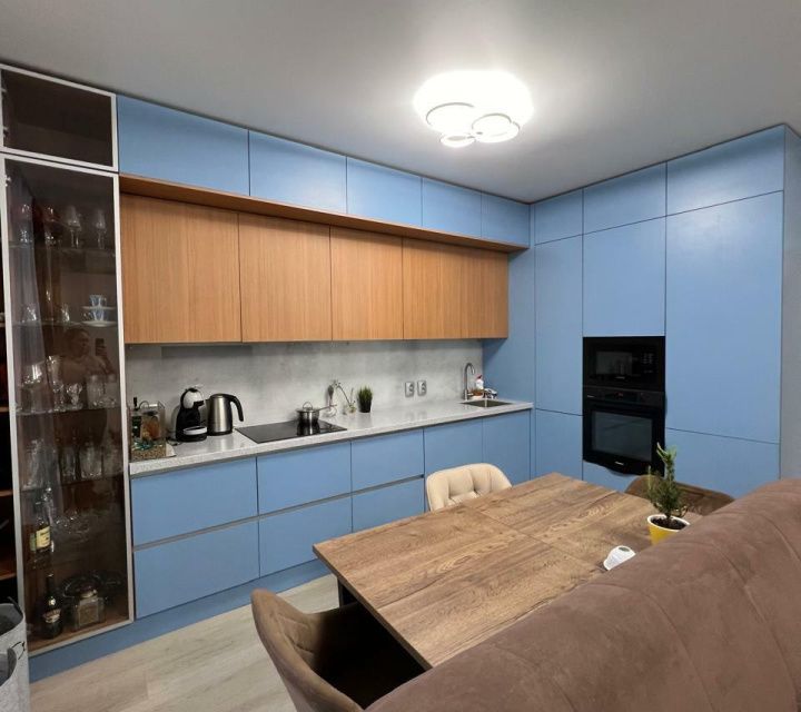 Продаётся 4-комнатная квартира, 91.5 м²