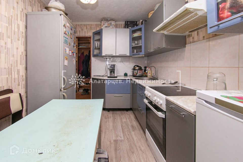 Продаётся 3-комнатная квартира, 61.6 м²