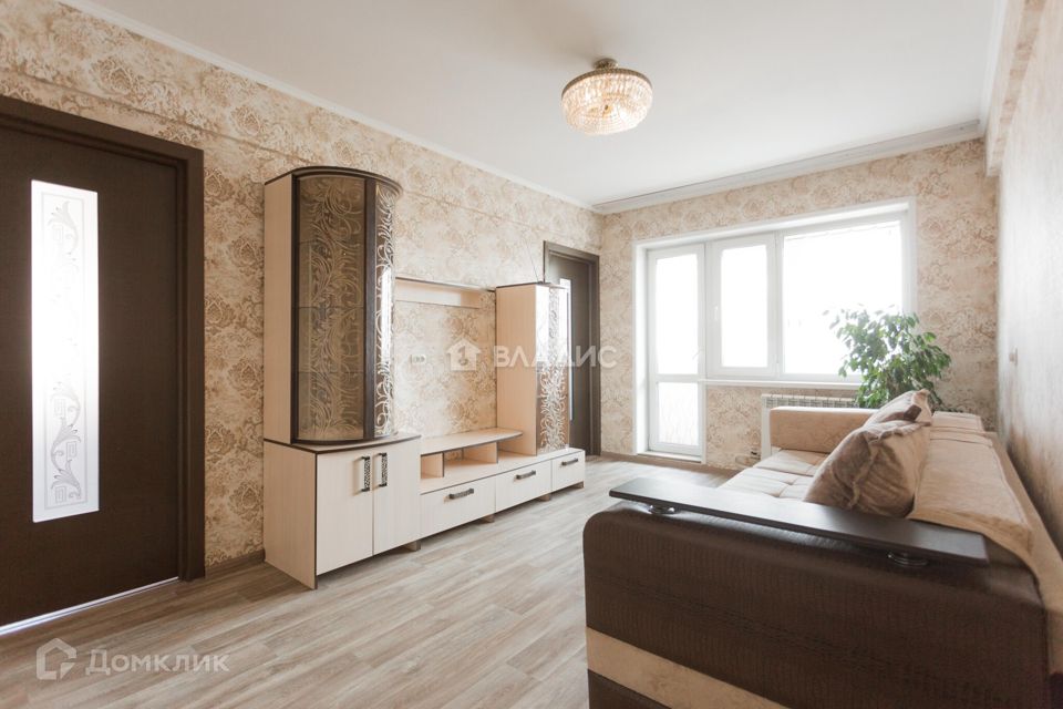 Продаётся 4-комнатная квартира, 58 м²