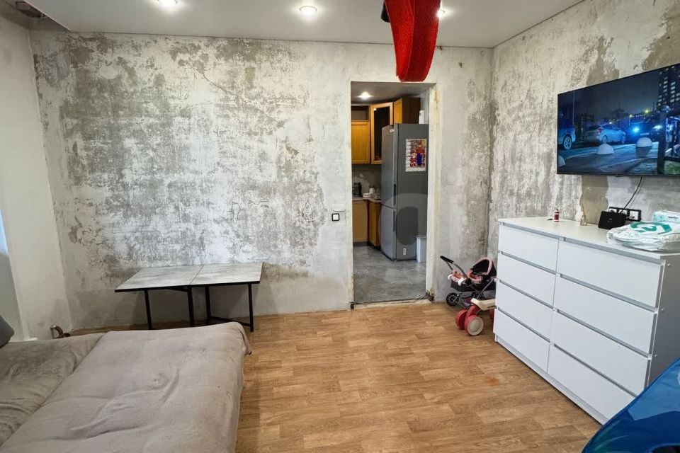 Продаётся 3-комнатная квартира, 46.4 м²