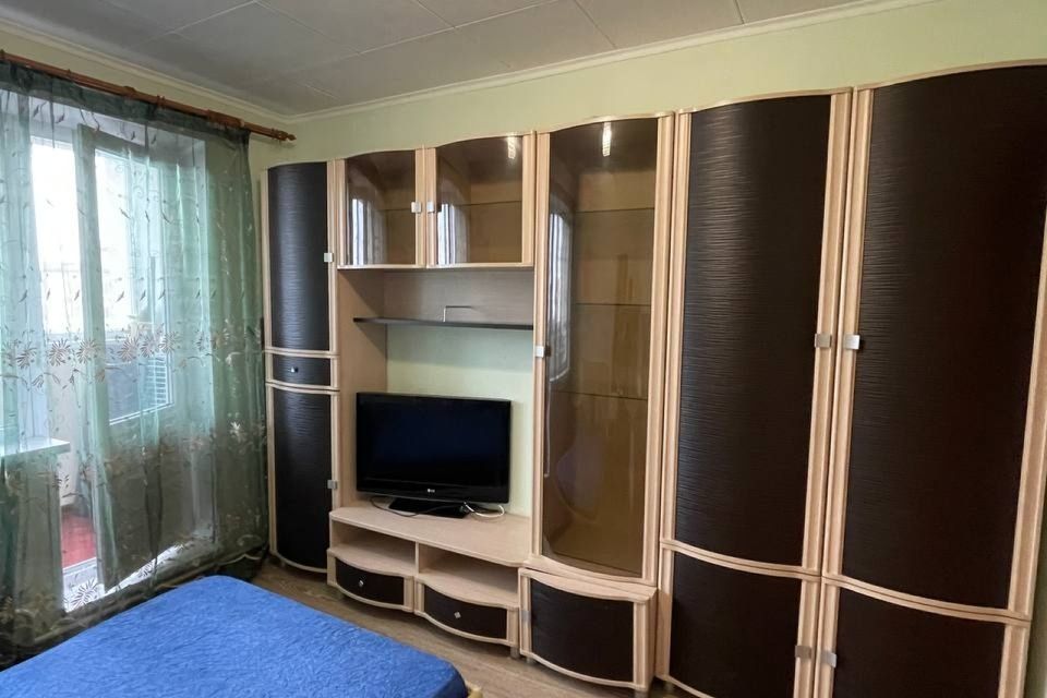 Продаётся комната в 3-комн. квартире, 10.7 м²