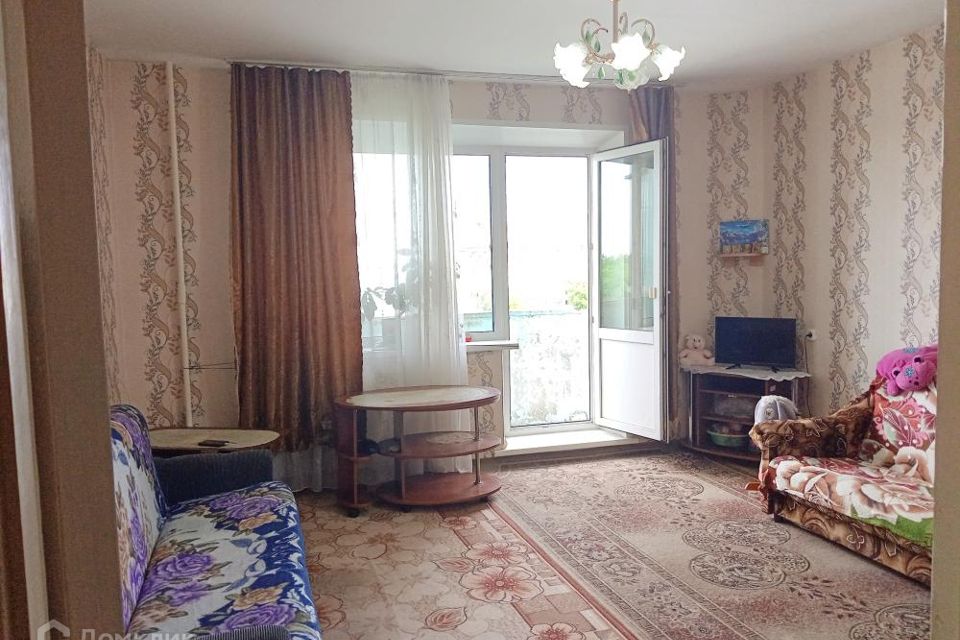 Продаётся 1-комнатная квартира, 40.2 м²