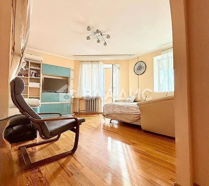 Продаётся 2-комнатная квартира, 56 м²