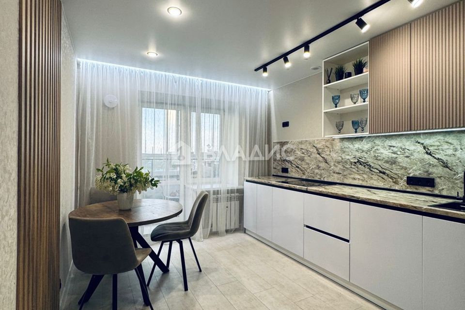 Продаётся 3-комнатная квартира, 61.7 м²