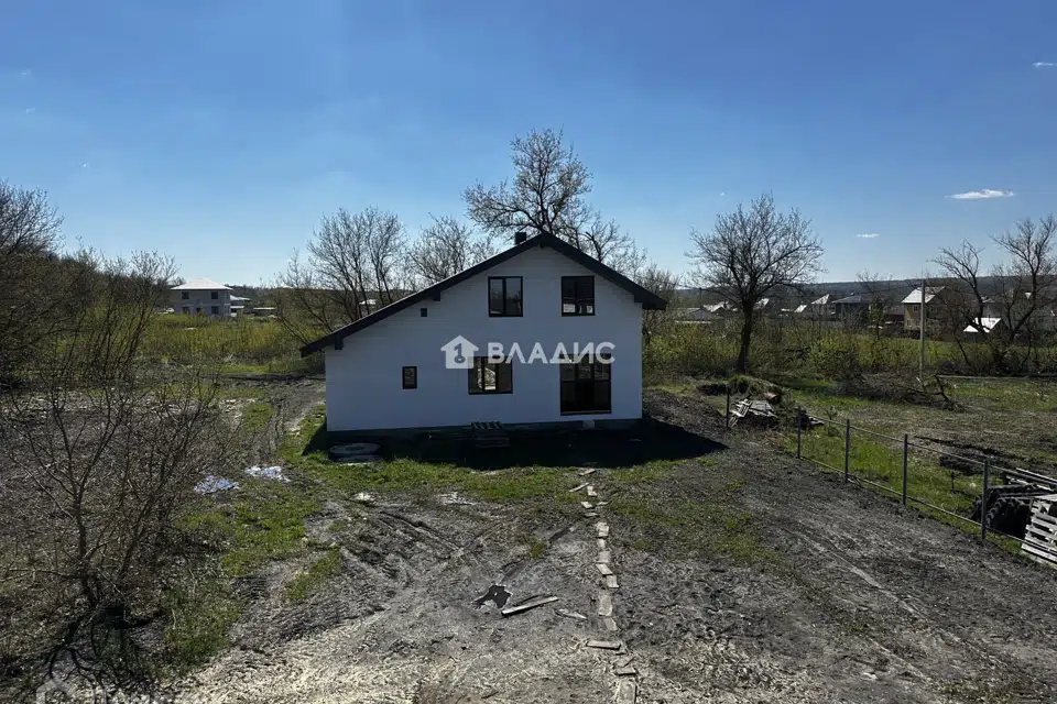 Продаётся 2-этажный дом, 160 м²