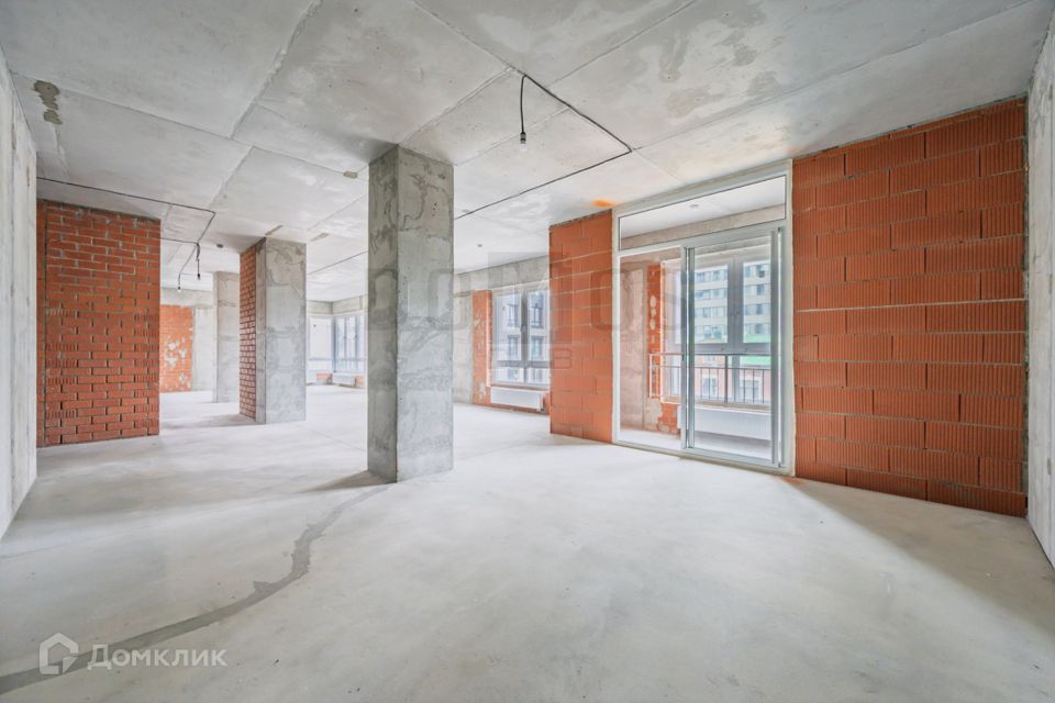 Продаётся 3-комнатная квартира, 113 м²