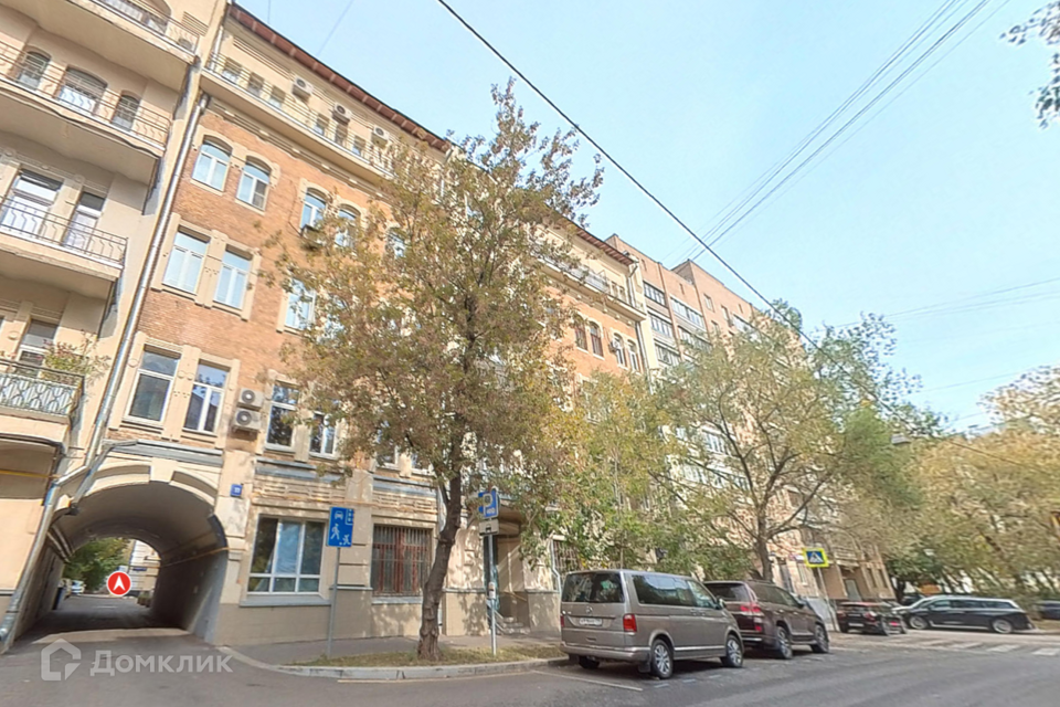 Продаётся 2-комнатная квартира, 71.8 м²