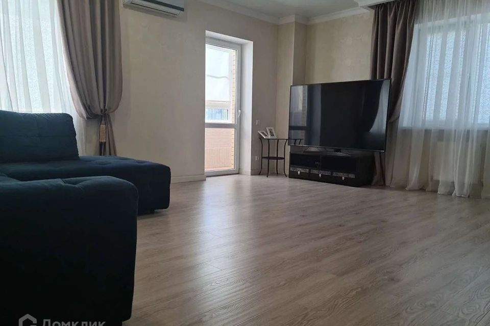 Продаётся 3-комнатная квартира, 96.8 м²