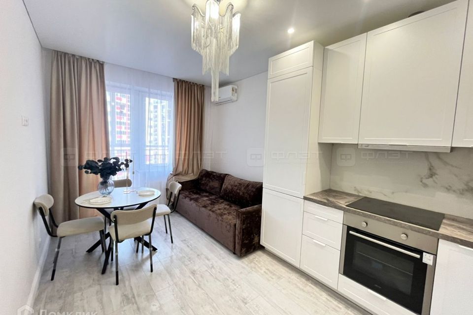 Продаётся 2-комнатная квартира, 70.5 м²
