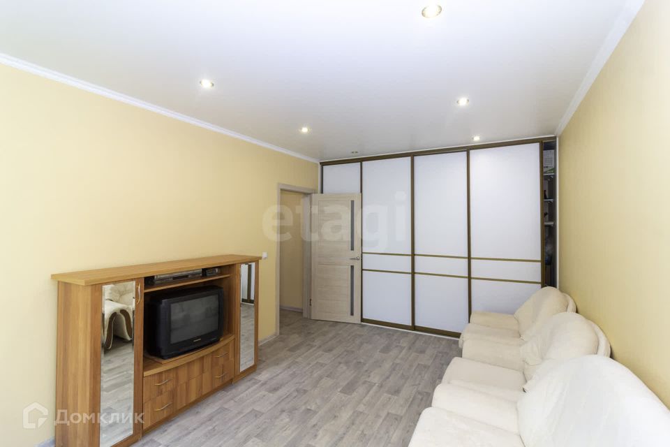 Продаётся 2-комнатная квартира, 62 м²