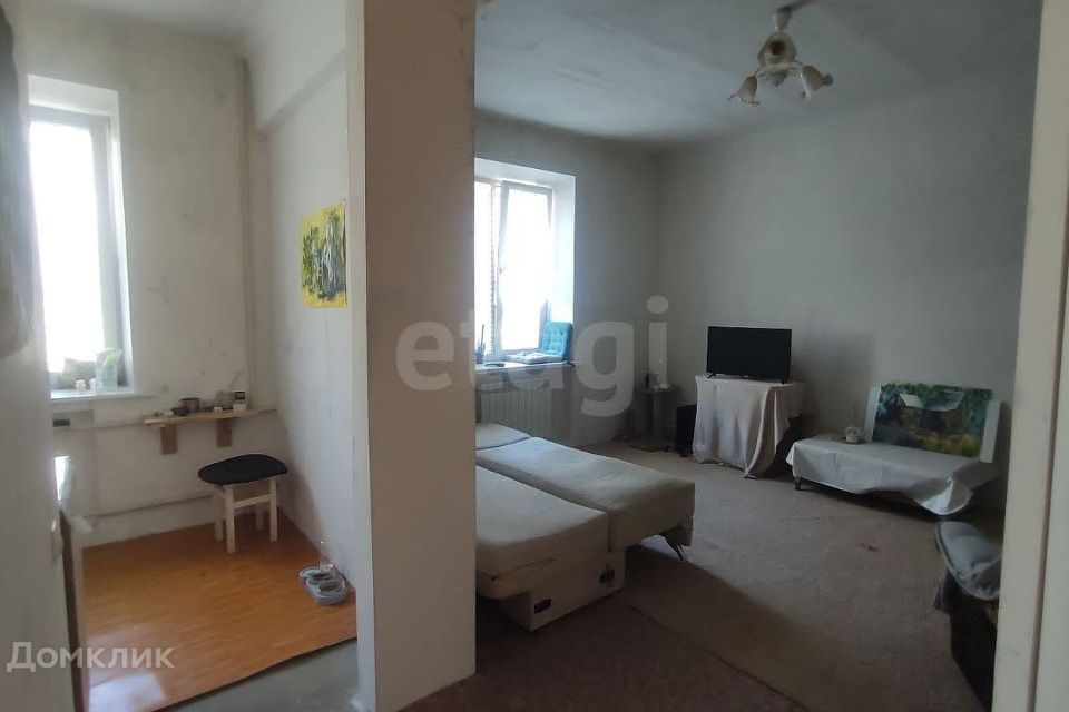 Продаётся 1-комнатная квартира, 43.7 м²