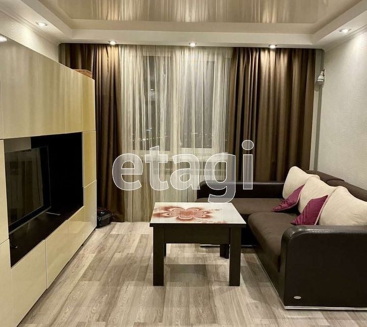 Продаётся 2-комнатная квартира, 56.9 м²