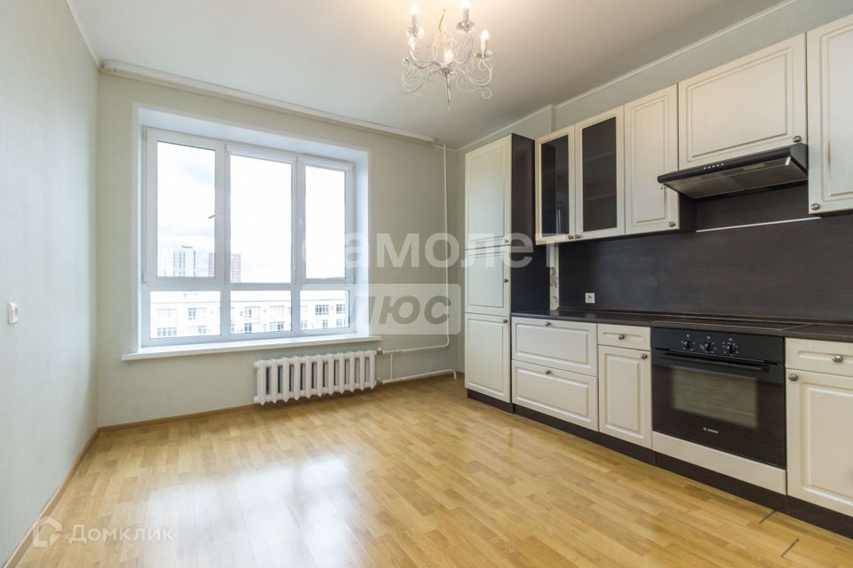 Продаётся 1-комнатная квартира, 47.3 м²